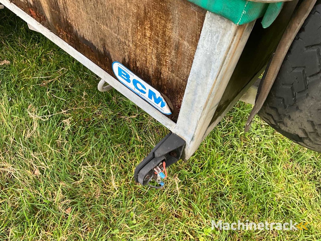 1989 Hitches Trailer