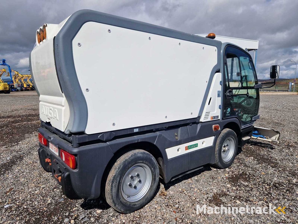 AUSA W 200 H Kehrmaschine - 2013