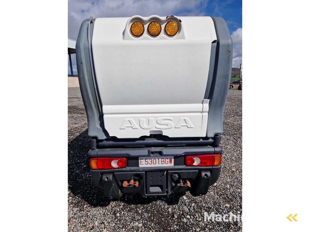 AUSA W 200 H Kehrmaschine - 2013