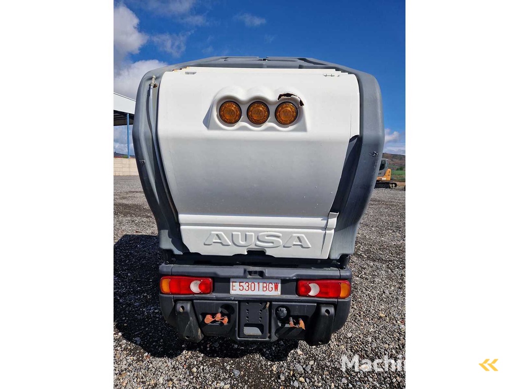 AUSA W 200 H Kehrmaschine - 2013