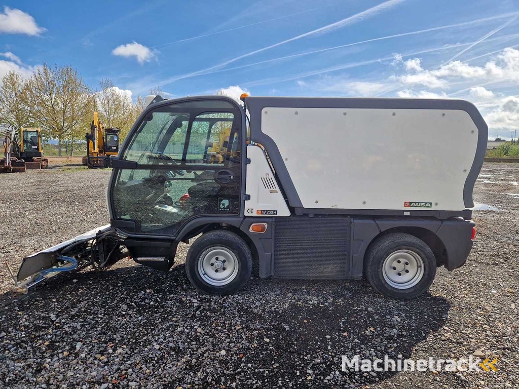 AUSA W 200 H Kehrmaschine - 2013
