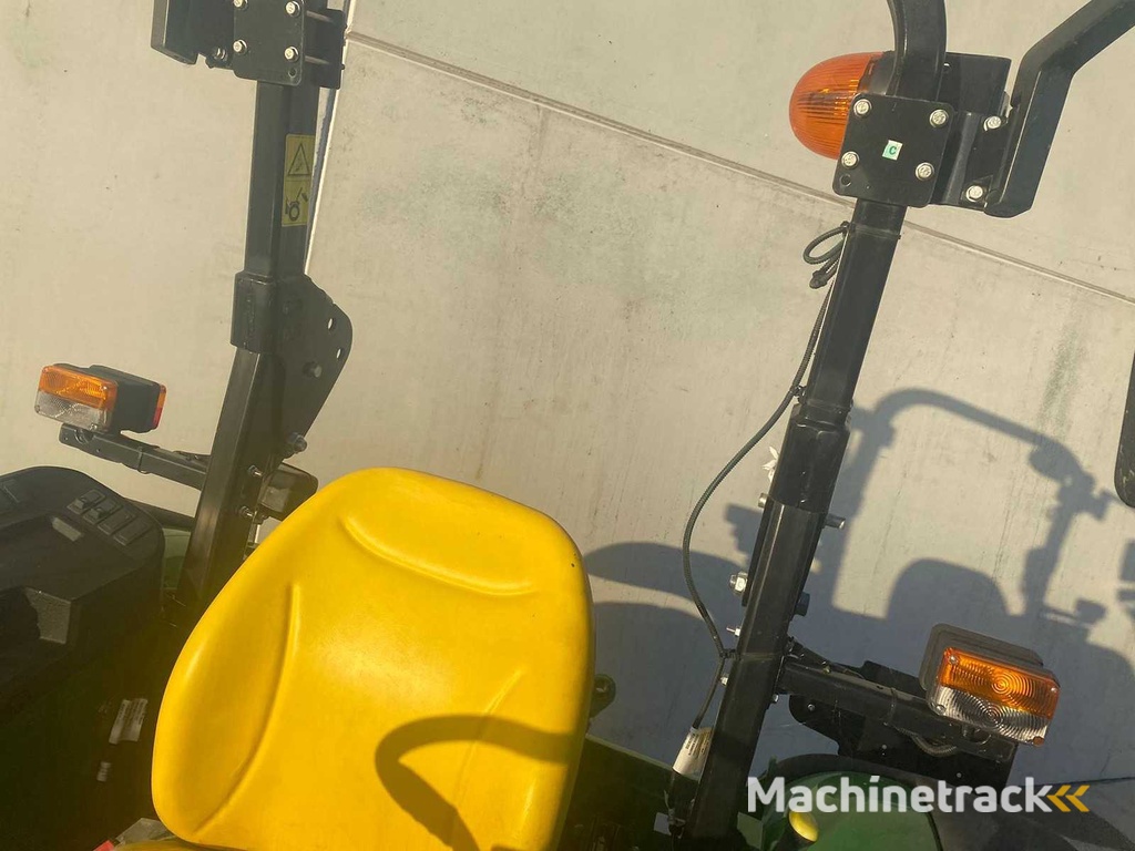 John Deere - 5050E - Traktor mit Allradantrieb - 2025