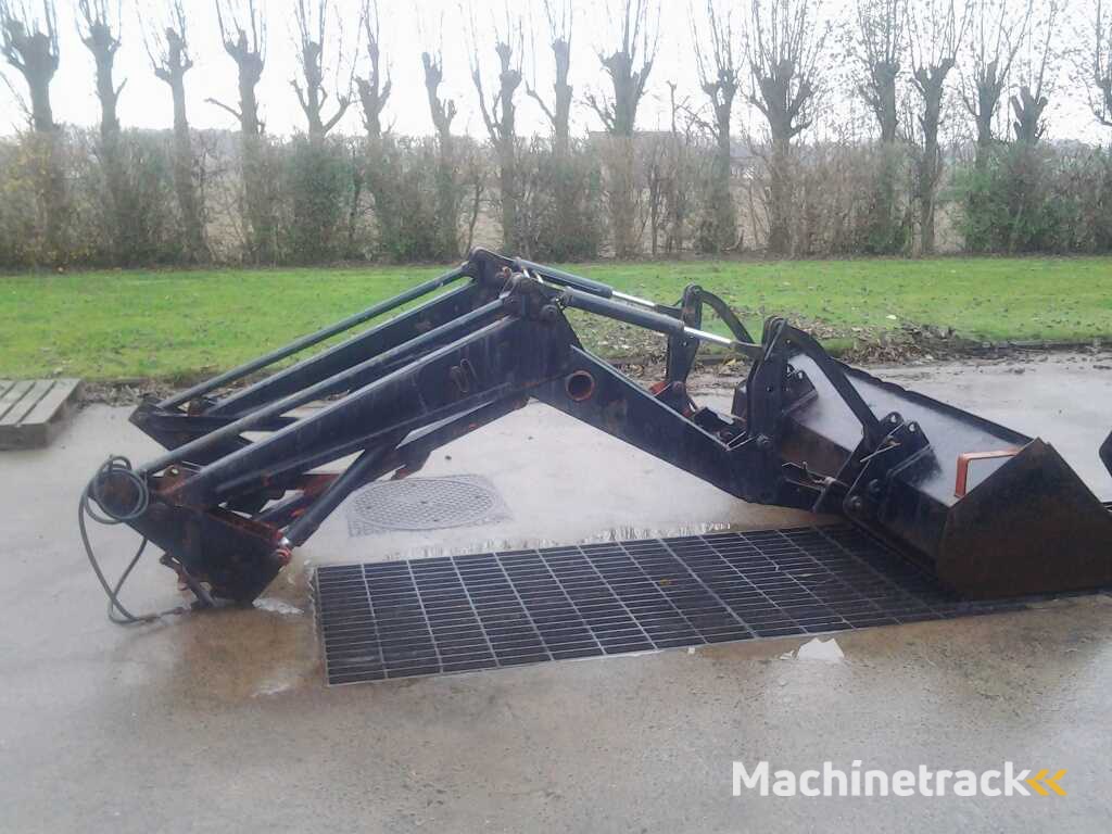 Agram - Frontlader und Zubehör