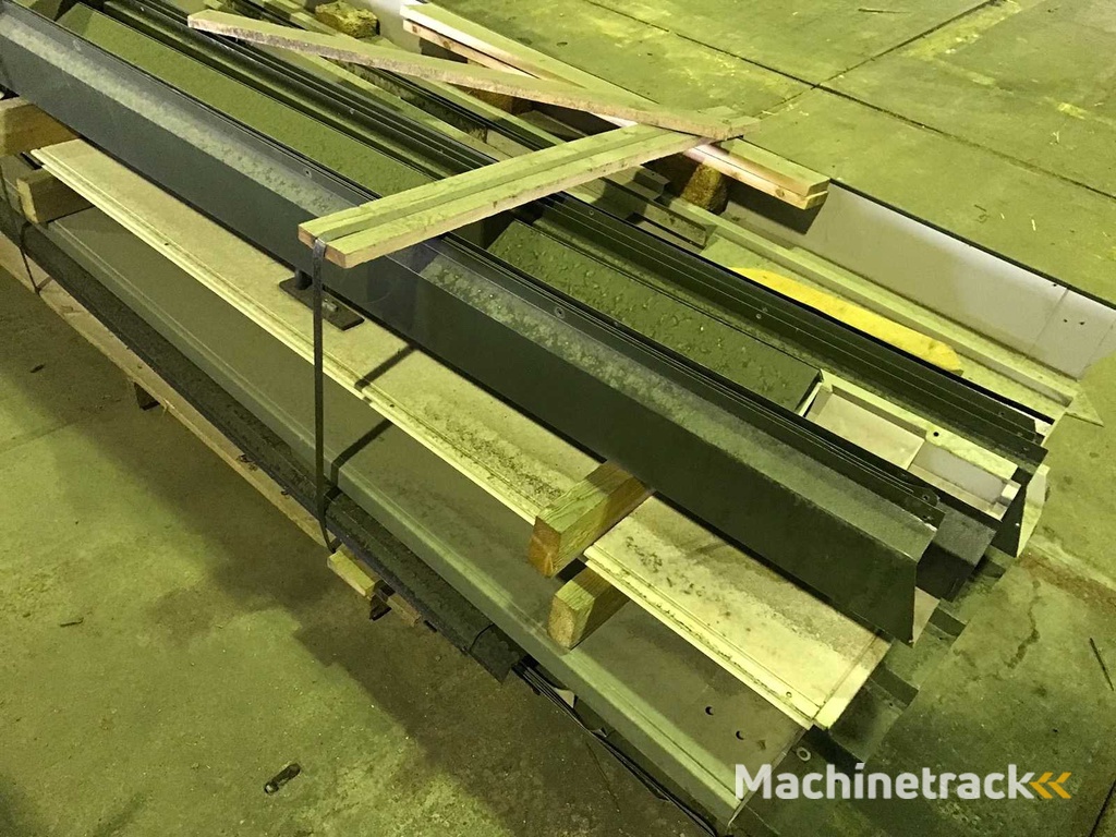 Eindeckblech, Spundwand, Stahltür