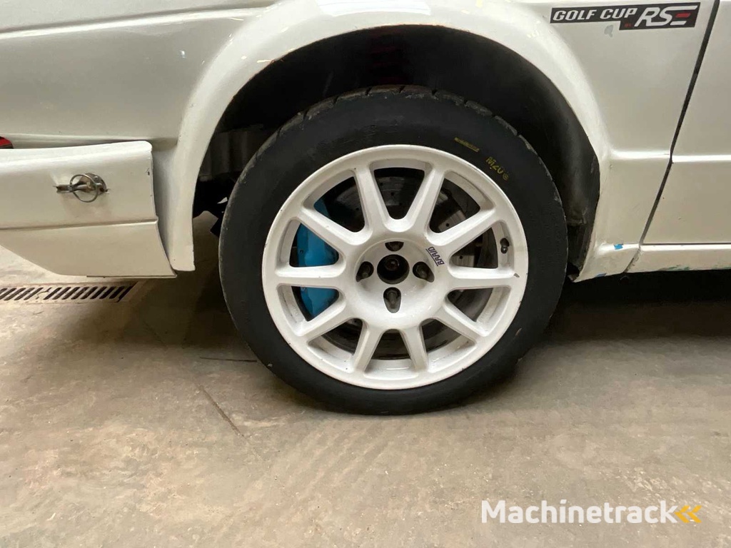 Volkswagen Golf 2 PKW aus dem Baujahr 1991