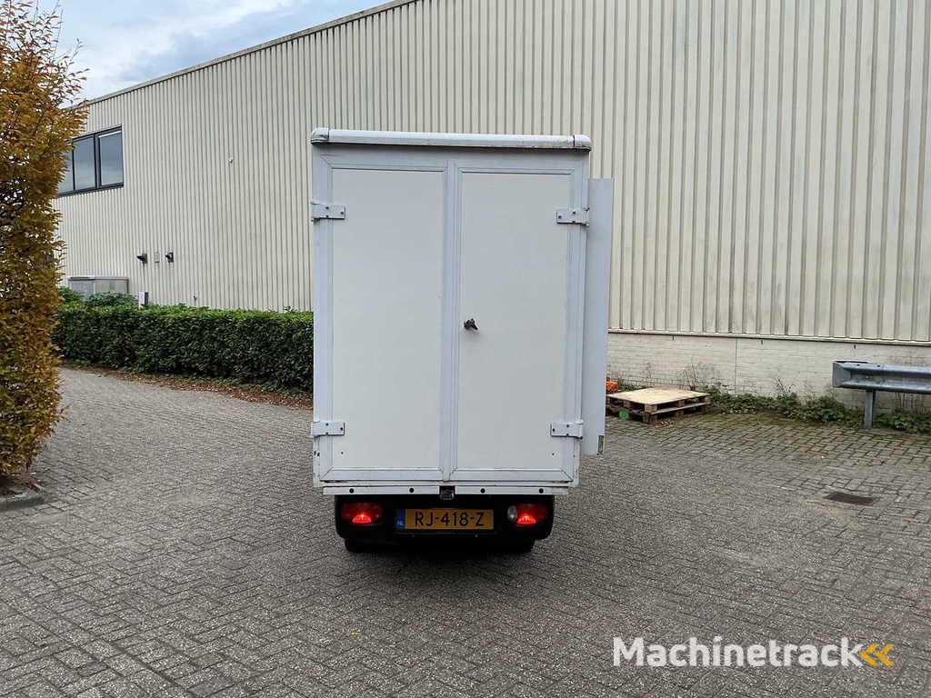 Mega - M10 - Verschiedene interne Transportmittel - 2017