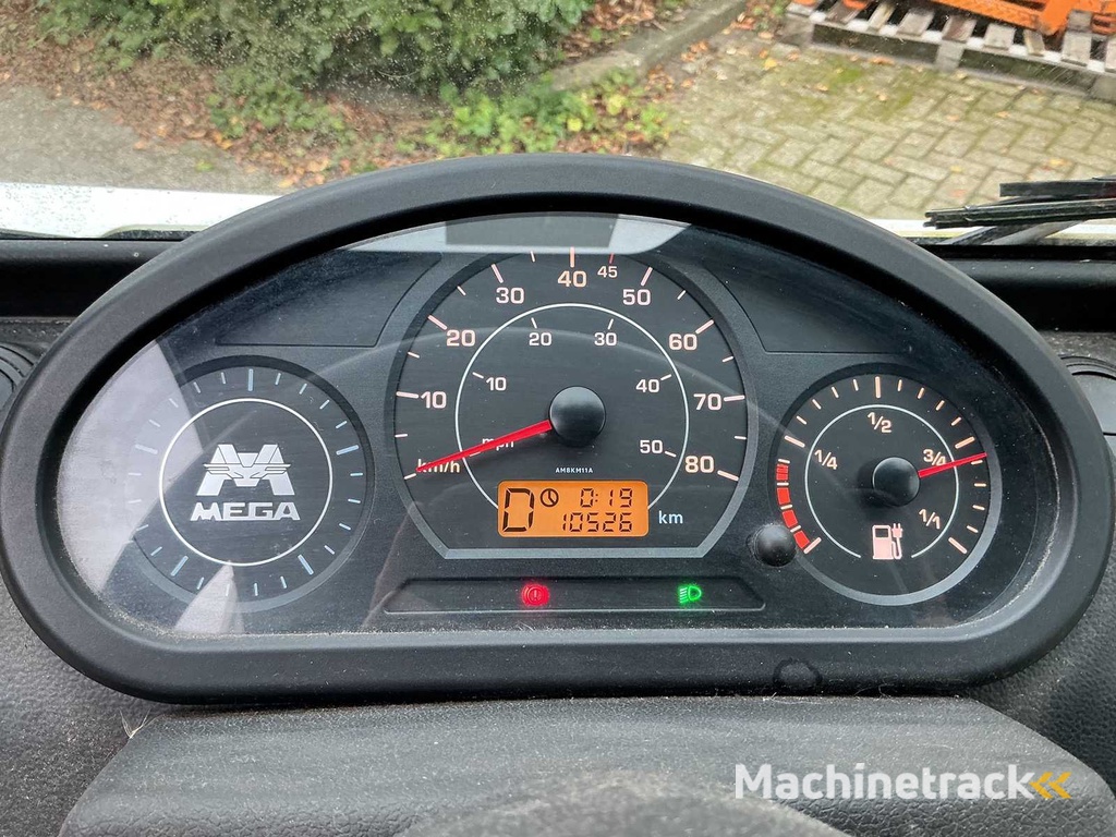 Mega - M10 - Verschiedene interne Transportmittel - 2017