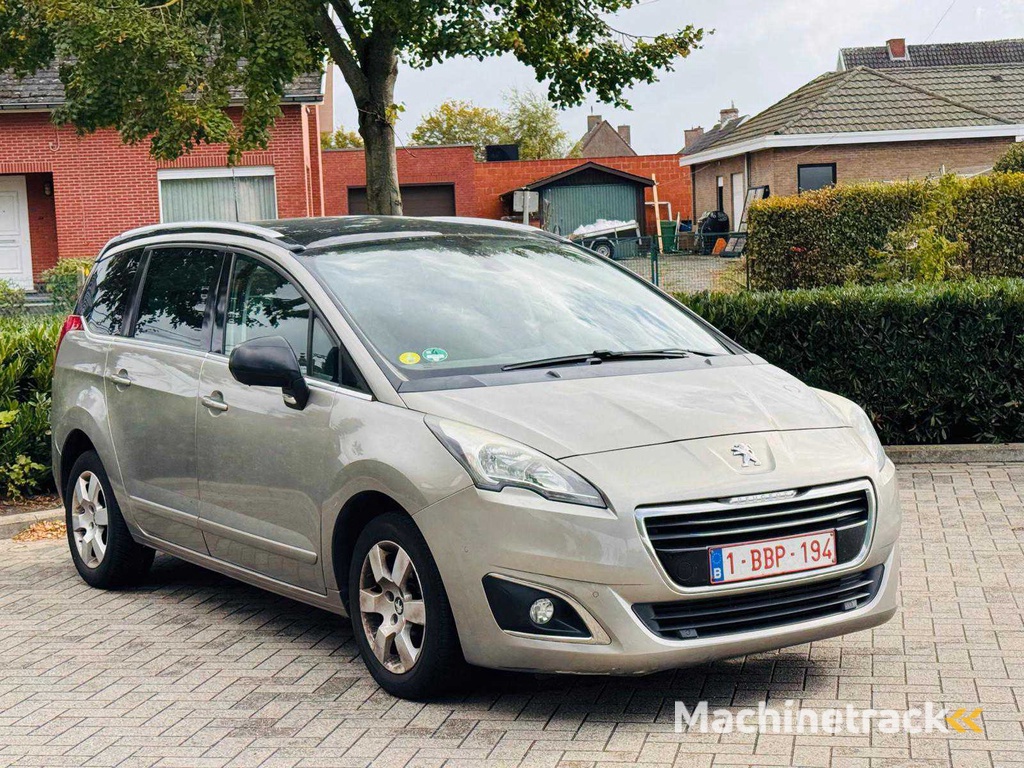 2014 Peugeot 5008