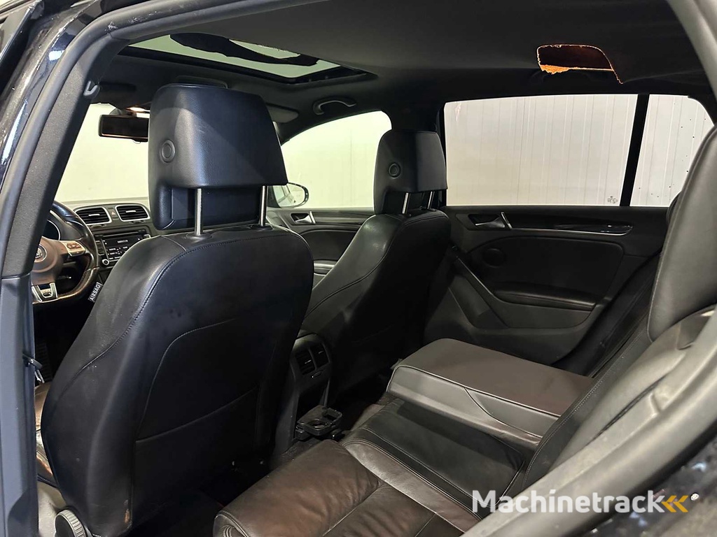 Volkswagen Golf 2.0 GTI J-908-XG