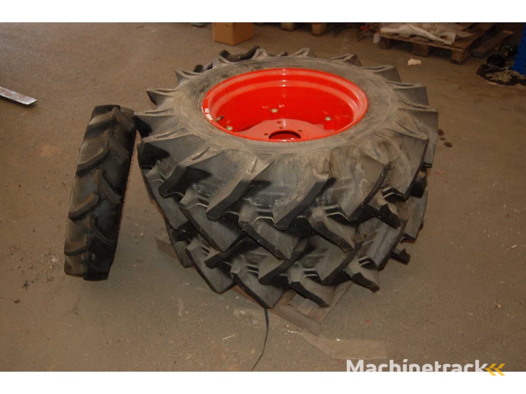 Traktor Reifenset (4x)