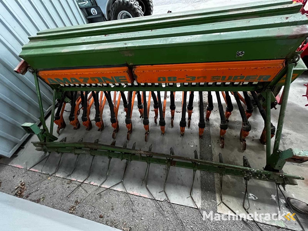 Amazon - D8/30 - Präzisions-Sämaschine