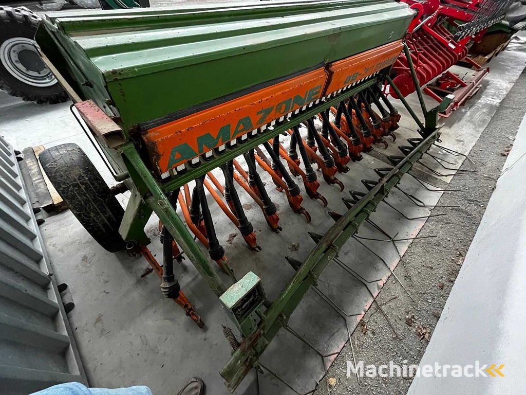 Amazon - D8/30 - Präzisions-Sämaschine