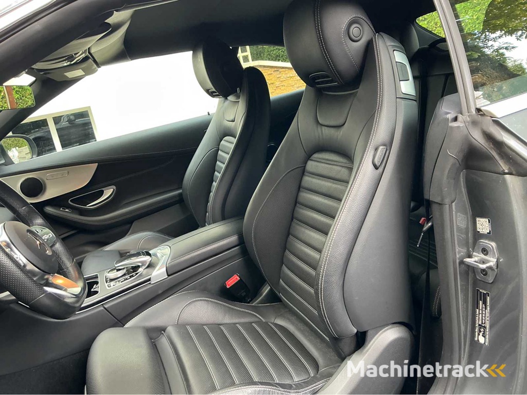 2023 Mercedes-Benz C220D Cabrio Pkw