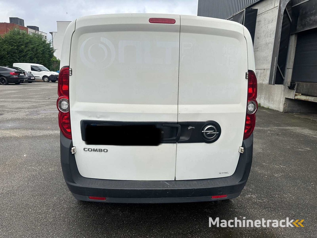 2018 - Opel Kombi Van