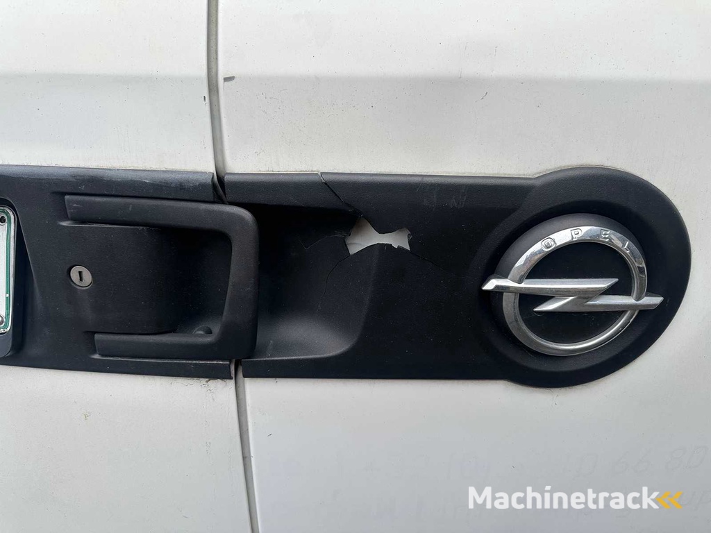 2018 - Opel Kombi Van