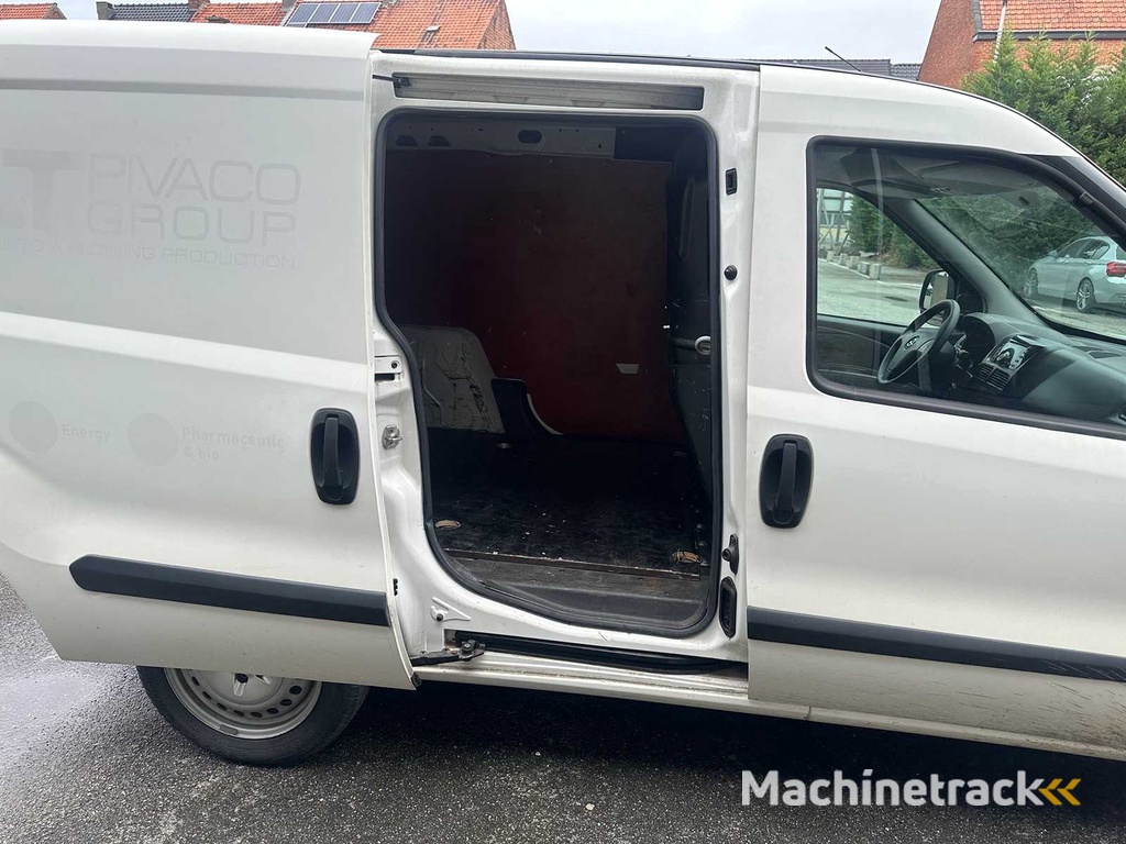 2018 - Opel Kombi Van