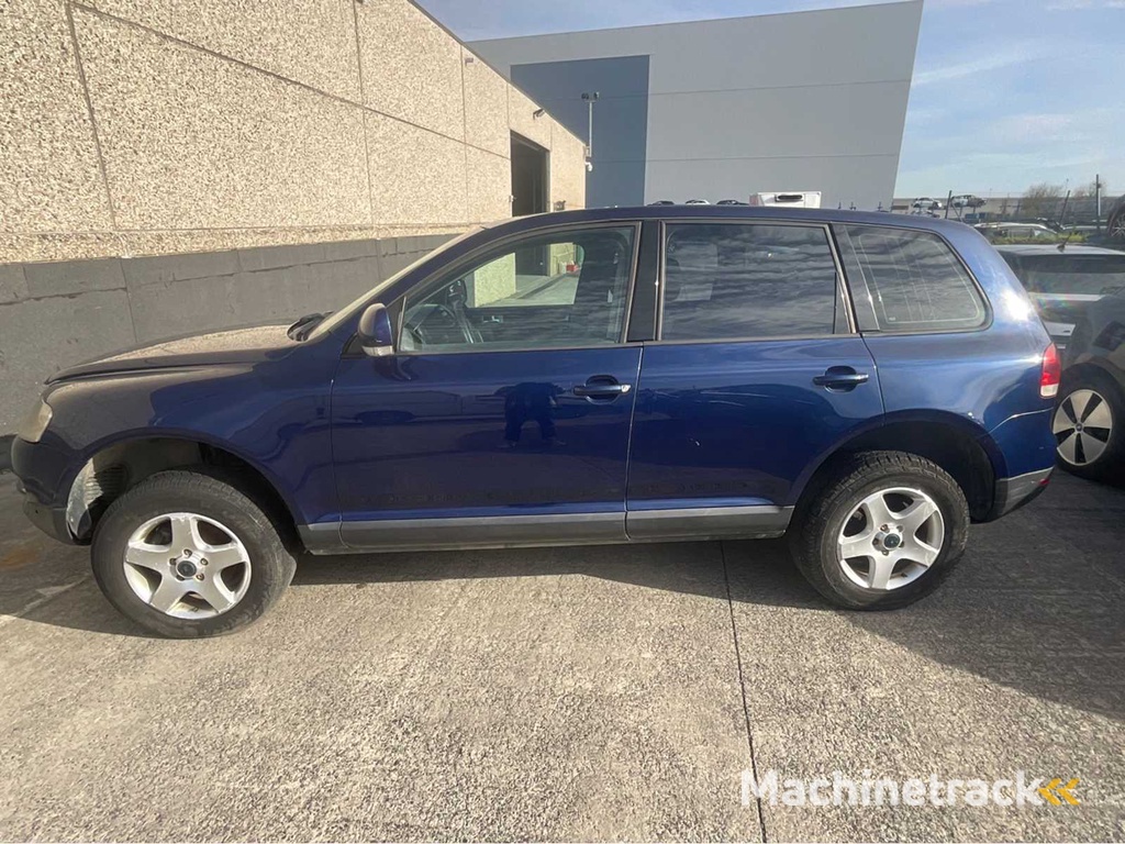 2004 Volkswagen Touareg 2.5 TDI 4Motion (4x4) Auto
