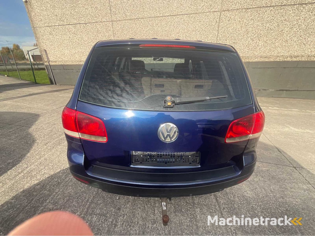 2004 Volkswagen Touareg 2.5 TDI 4Motion (4x4) Auto