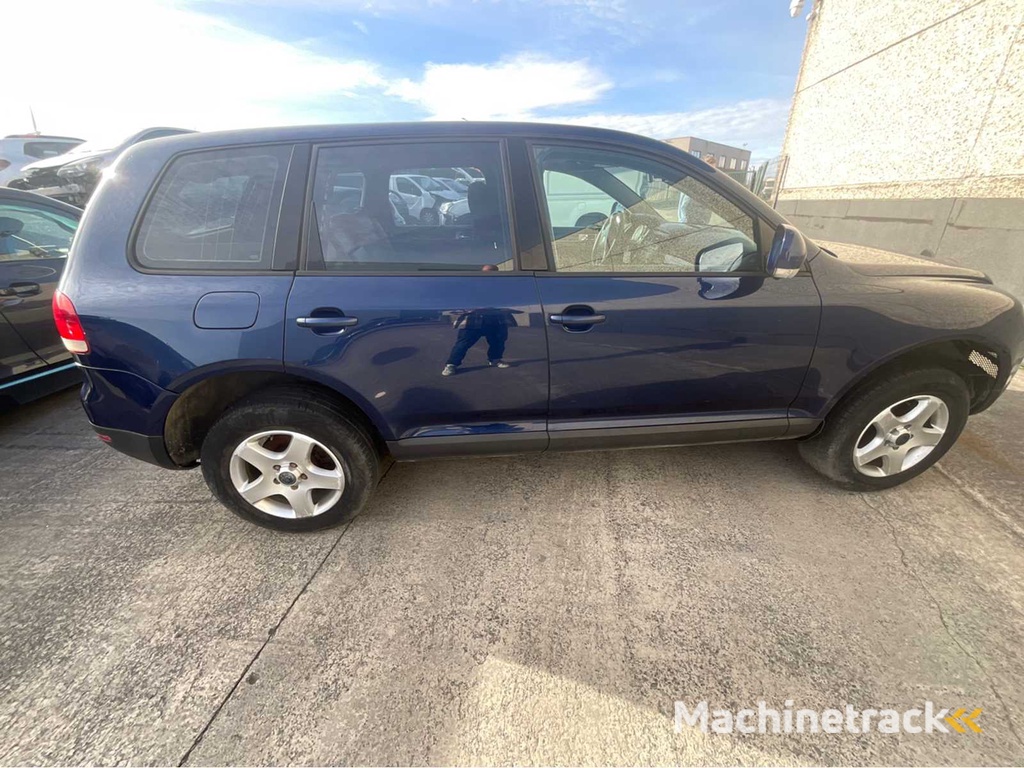 2004 Volkswagen Touareg 2.5 TDI 4Motion (4x4) Auto