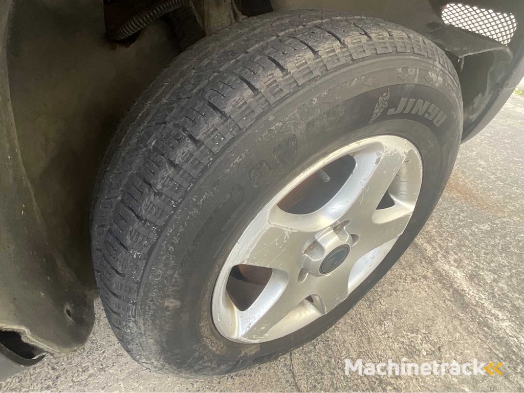 2004 Volkswagen Touareg 2.5 TDI 4Motion (4x4) Auto