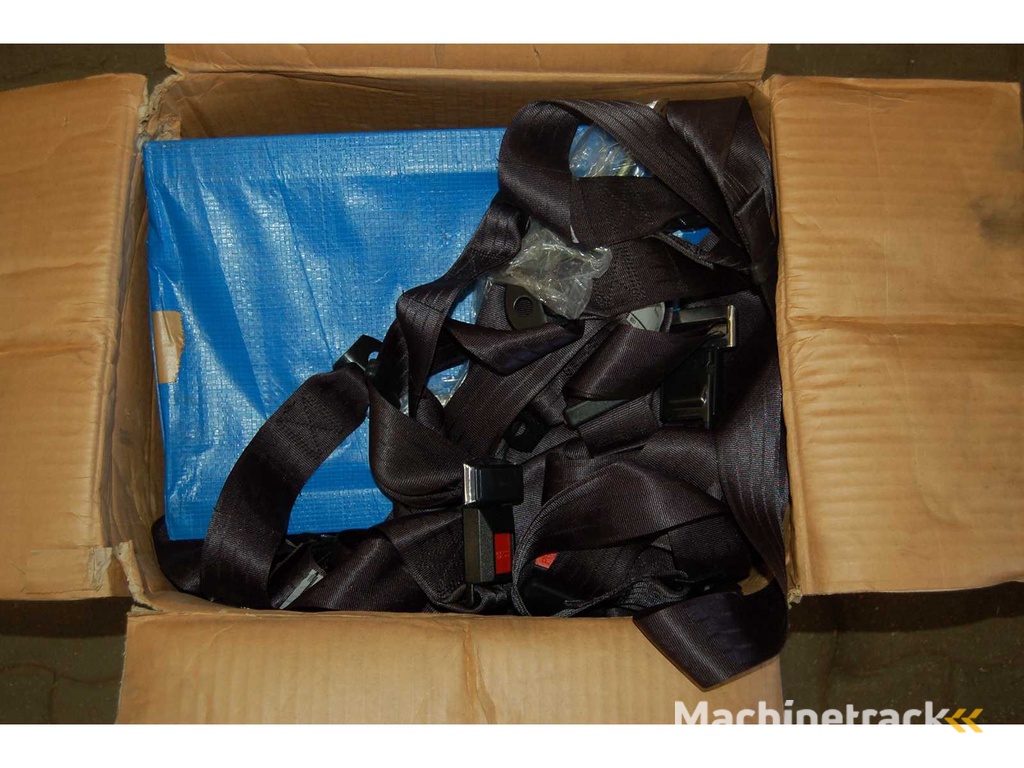 diverse Traktorteile