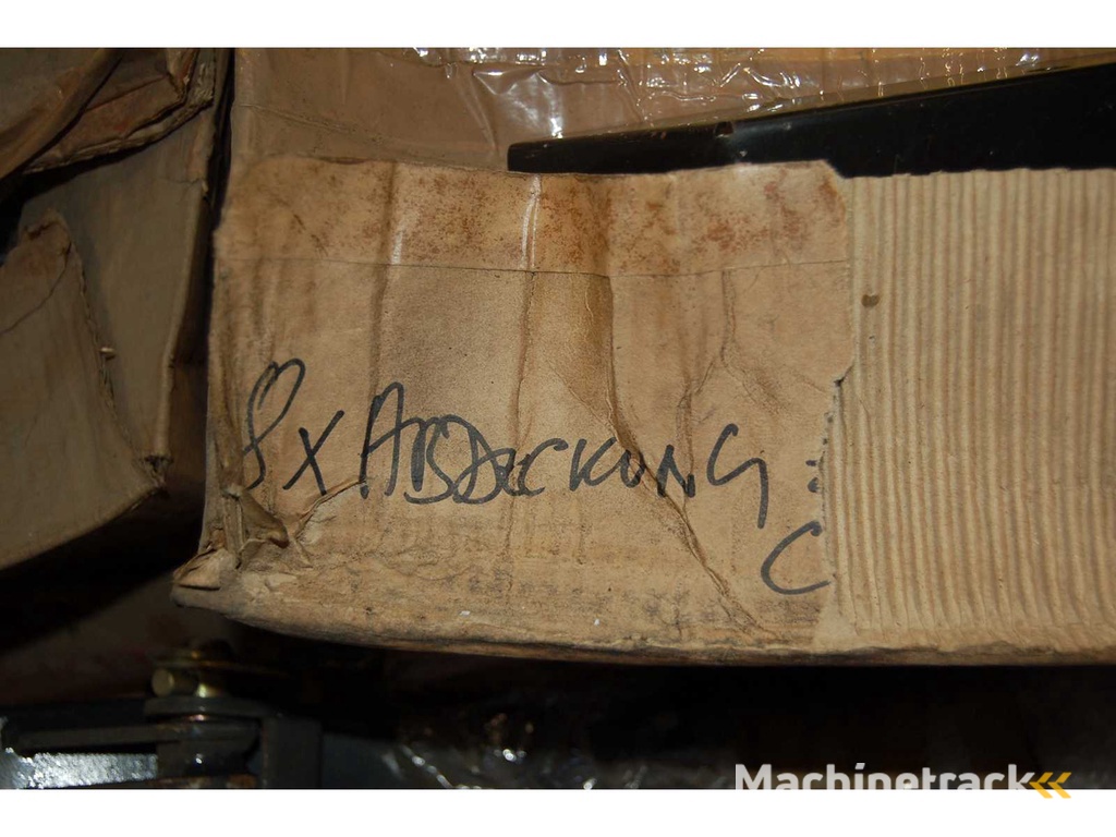 diverse Traktorteile