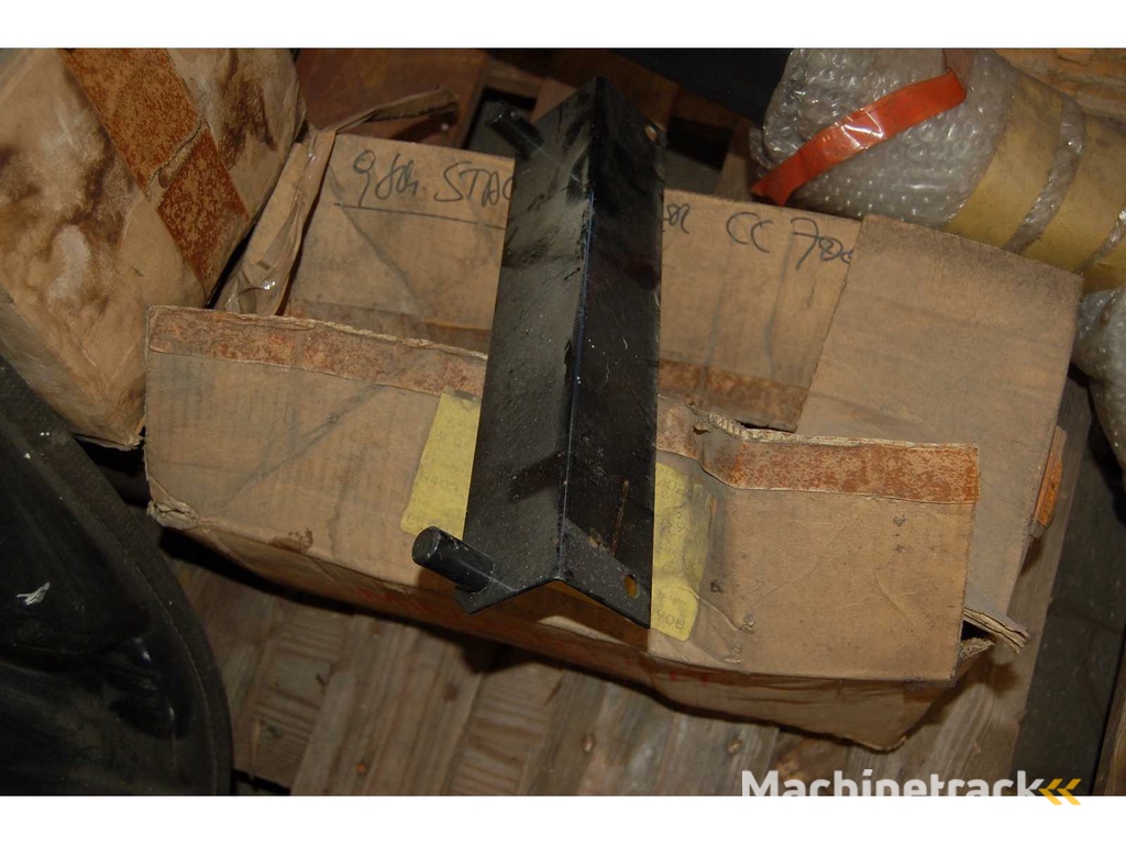 diverse Traktorteile