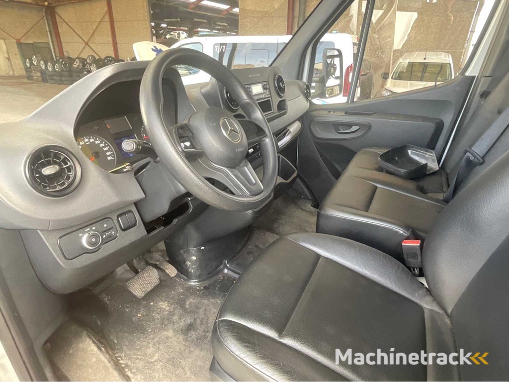 2021 Mercedes-Benz Sprinter 214 CDI Auto