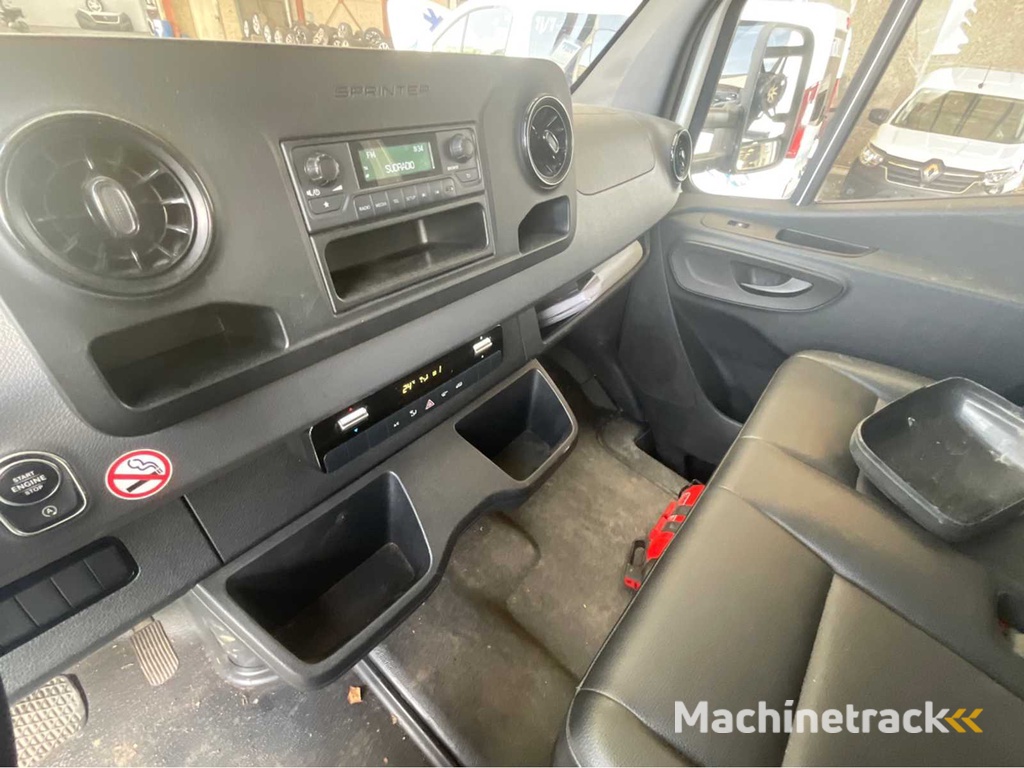 2021 Mercedes-Benz Sprinter 214 CDI Auto