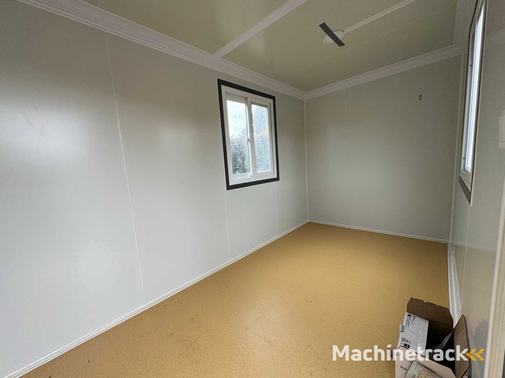 2025 Stahlworks Type D Wit Inclusief badkamer en keuken Mobiele woonunit / Tiny house