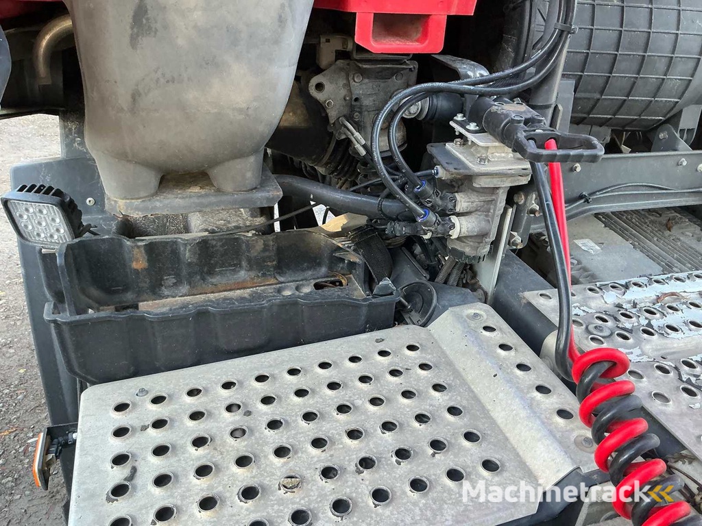 2015 Renault T HB001 Trekker en Oplegger