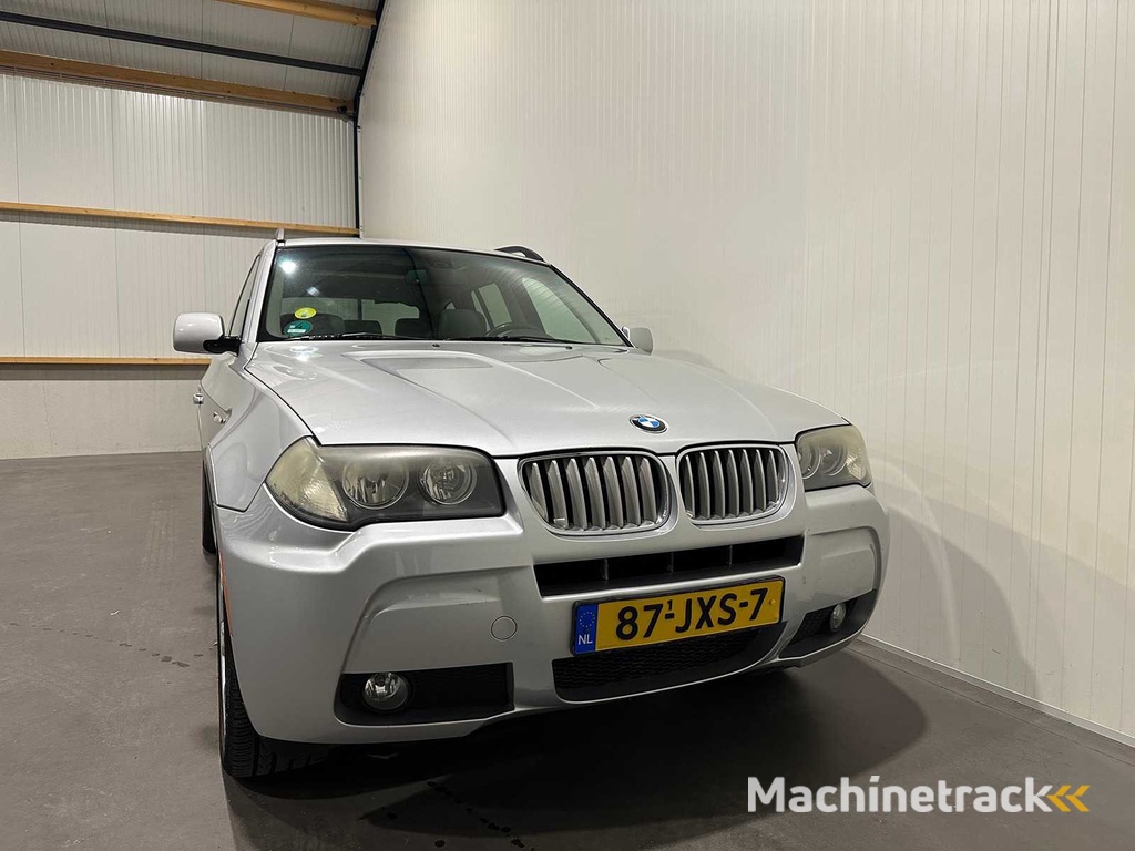 BMW X3 3.0si 87-JXS-7