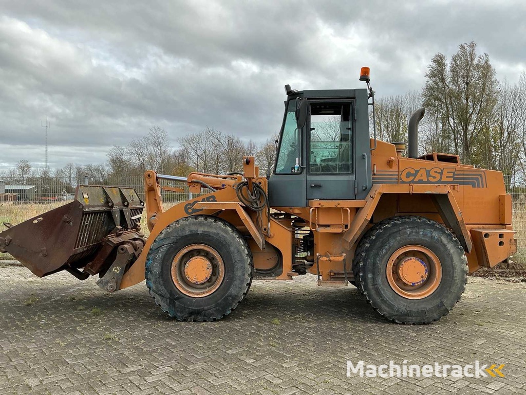 1986 KOFFER 622B Schaufel