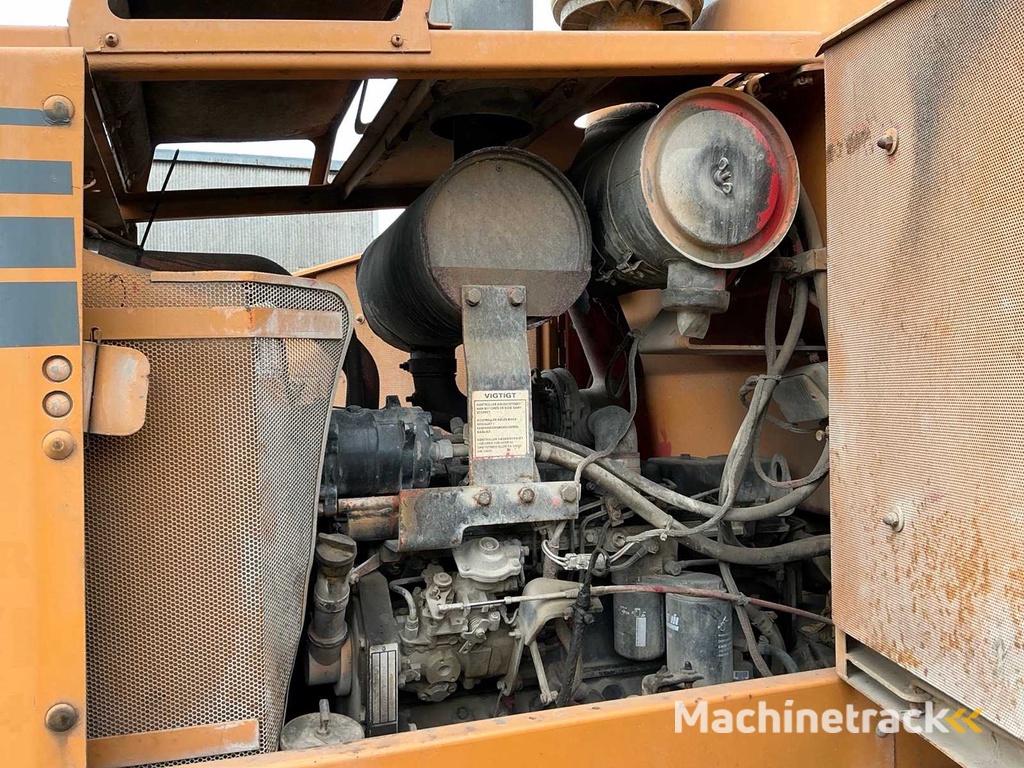 1986 KOFFER 622B Schaufel