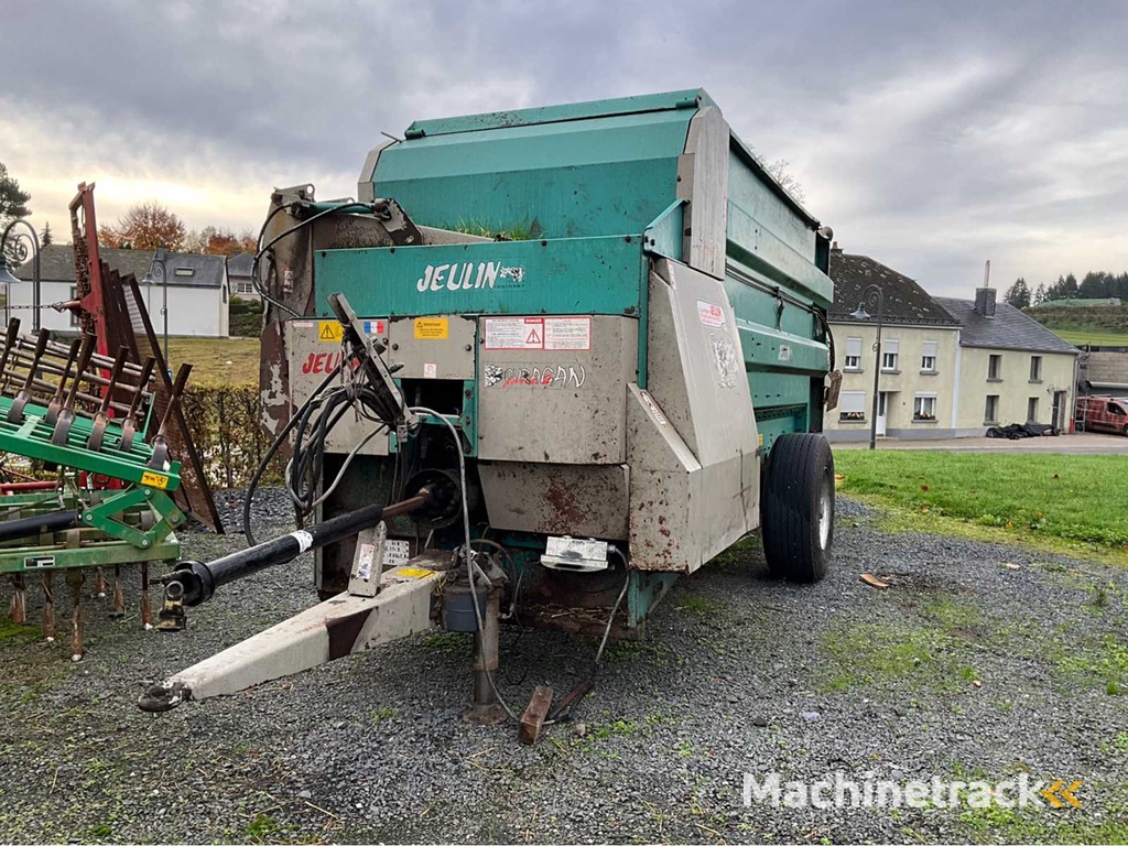 Jeulin Ouragan force 2 Stroblazer