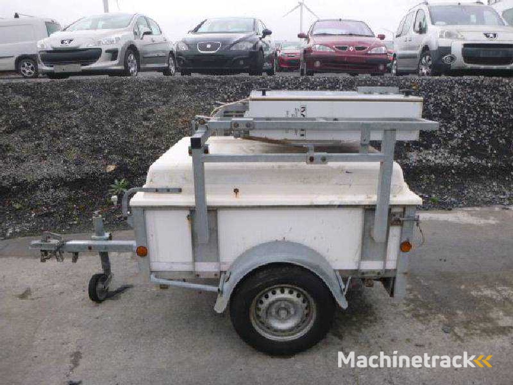 BW TRAILERS B.V.B.A. Mobiele Educatieve Radar Trailer Bewegwijzering