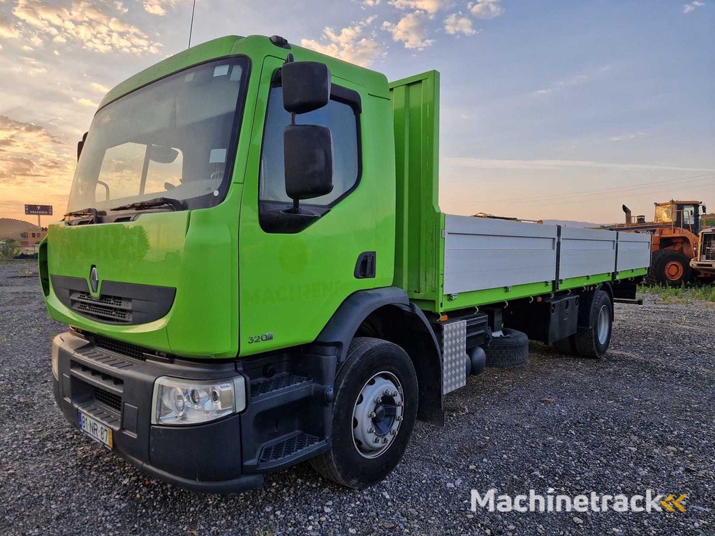 RENAULT 320 DXi Vrachtwagen - 2007