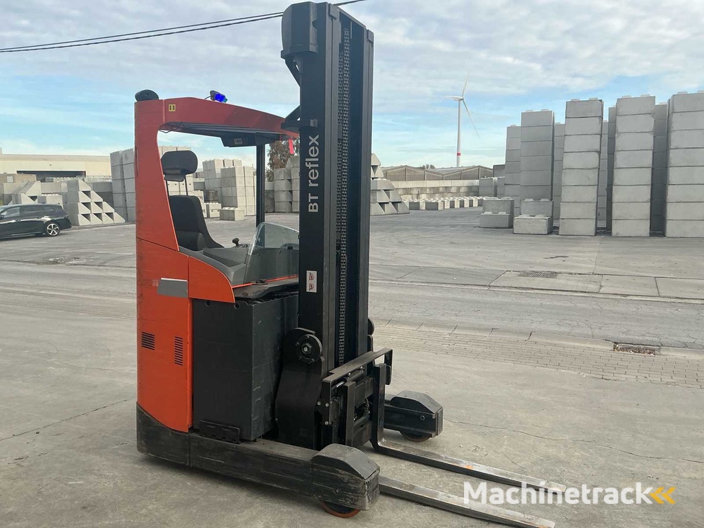 2012 BT RRE140 Reach truck