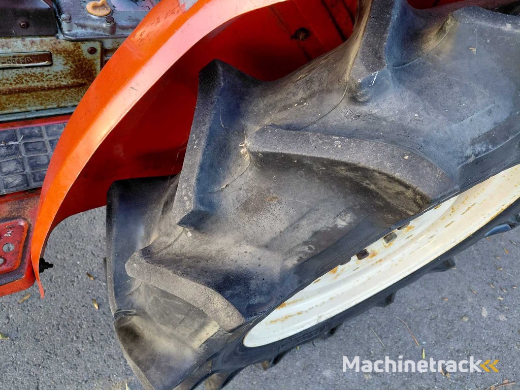 Yanmar YM2010 Mini Tractor with Tiller