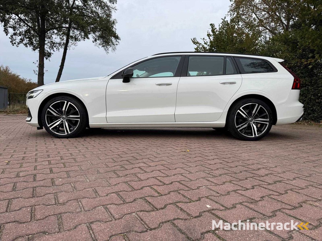 Volvo V60 2.0 B3 163HP Mom. Adv.  K-285-DK