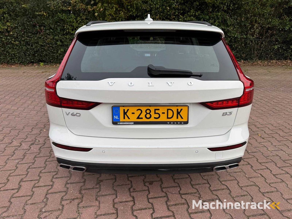Volvo V60 2.0 B3 163HP Mom. Adv.  K-285-DK