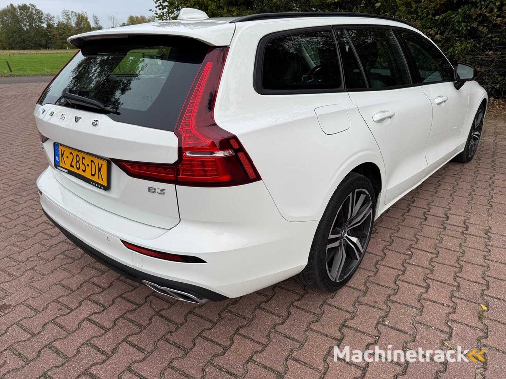 Volvo V60 2.0 B3 163HP Mom. Adv.  K-285-DK