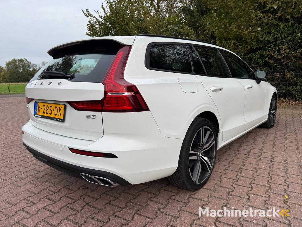 Volvo V60 2.0 B3 163HP Mom. Adv.  K-285-DK