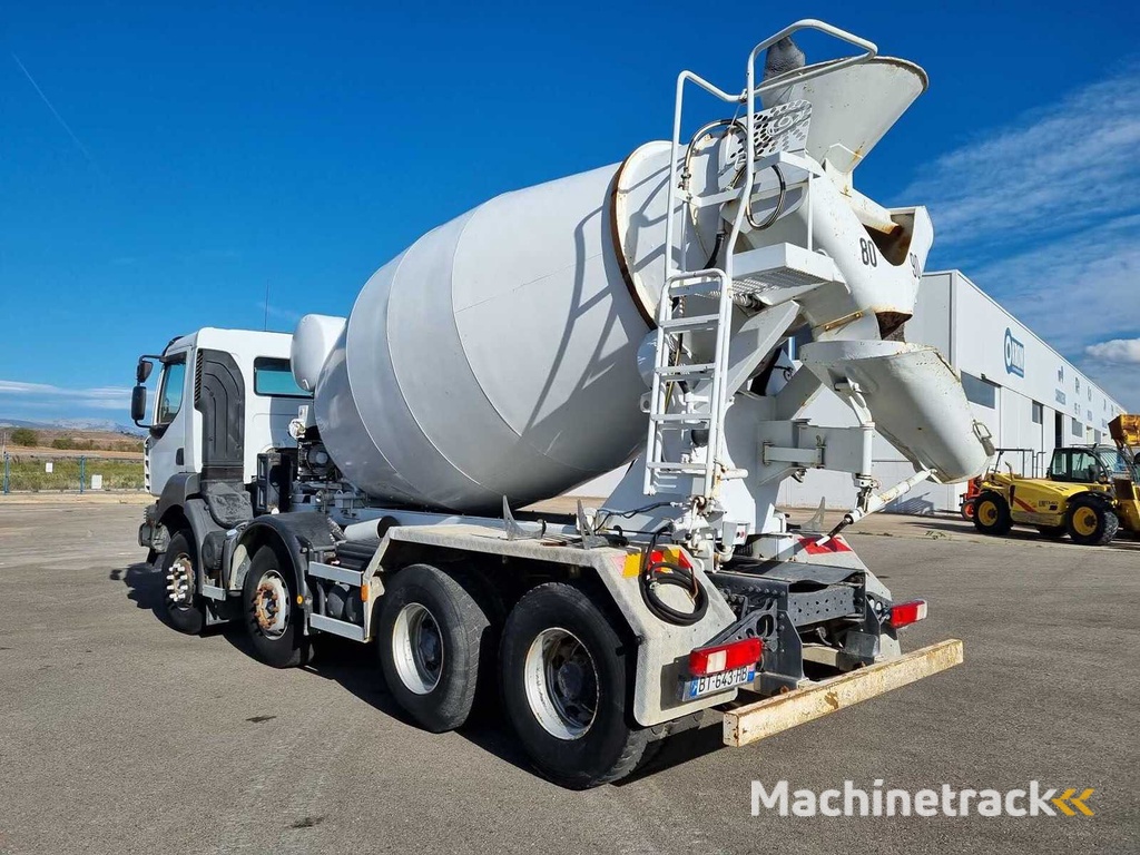 RENAULT Concrete Mixer Truck