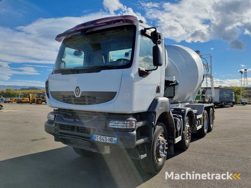 RENAULT Concrete Mixer Truck
