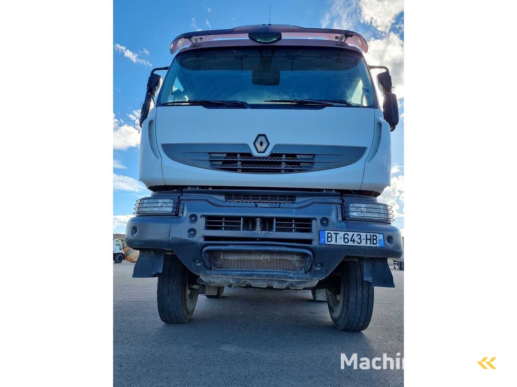 RENAULT Concrete Mixer Truck