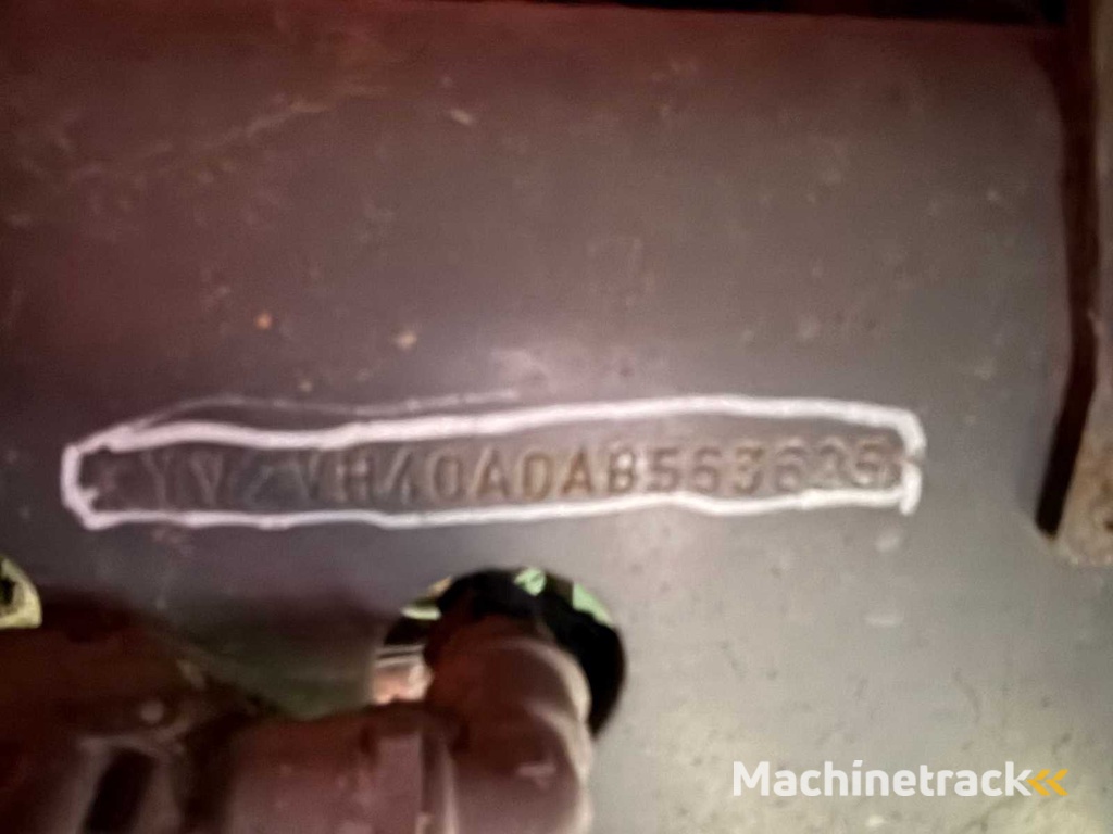 2010 Volvo FE260 - bakwagen met laadklep - 7.1L Diesel –  Airco