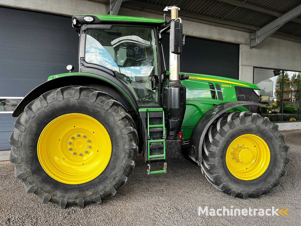 John Deere - 6250R - 4-Wheel Drive Tractor - 2018