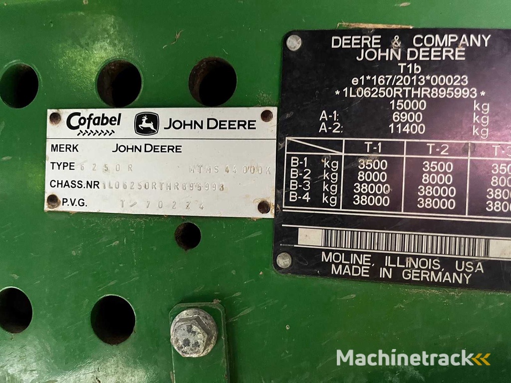 John Deere - 6250R - 4-Wheel Drive Tractor - 2018