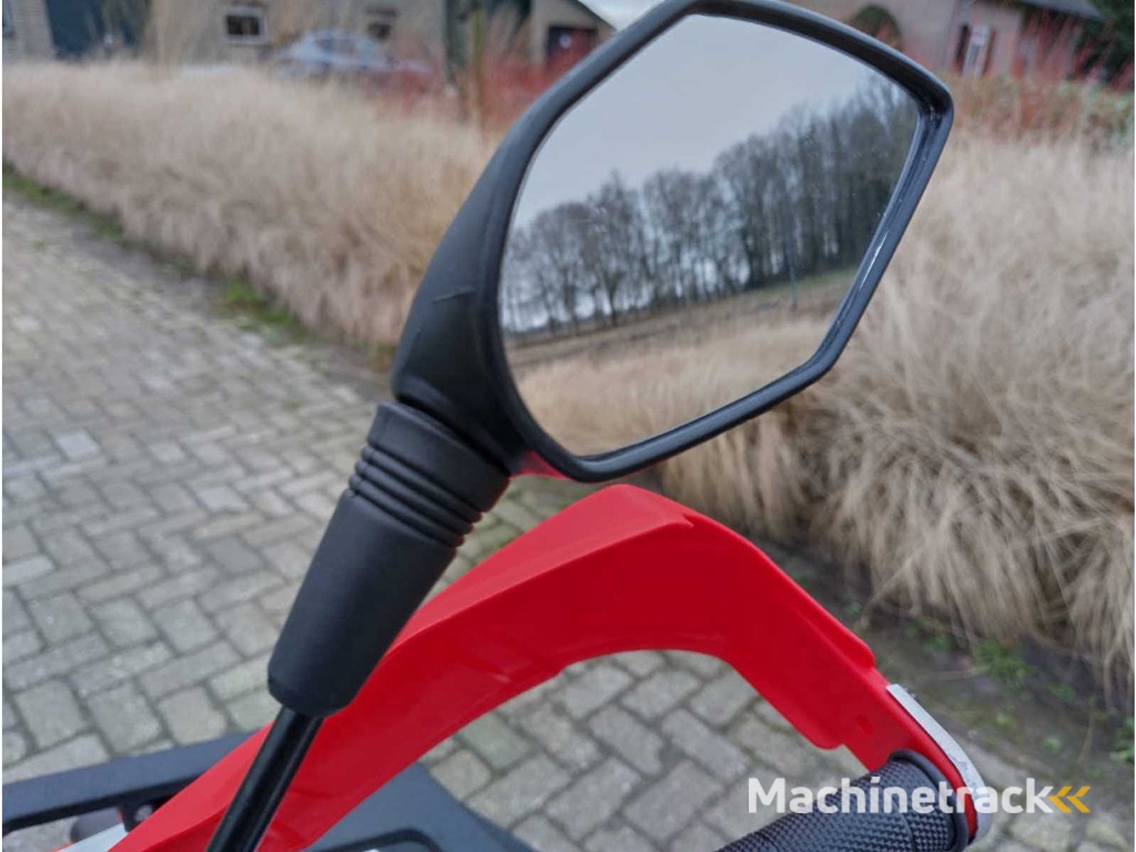 2024 Commander 200cc Quad